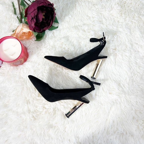 COPY - JLo heels color black and gold, size 9 - Picture 14 of 16